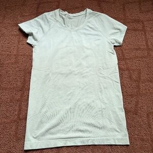 lululemon swiftly tech top